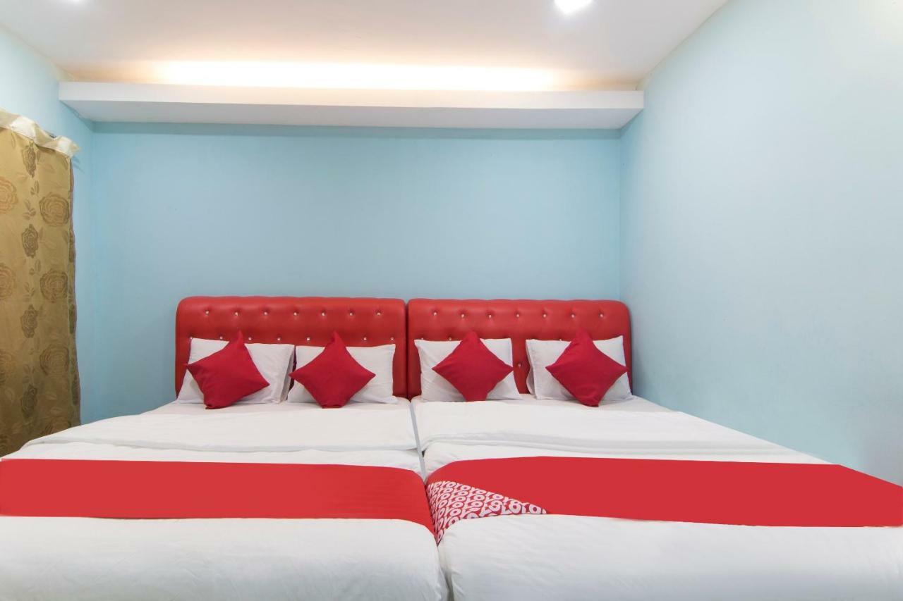 Oyo 1136 Pd Star Hotel Port Dickson Eksteriør bilde