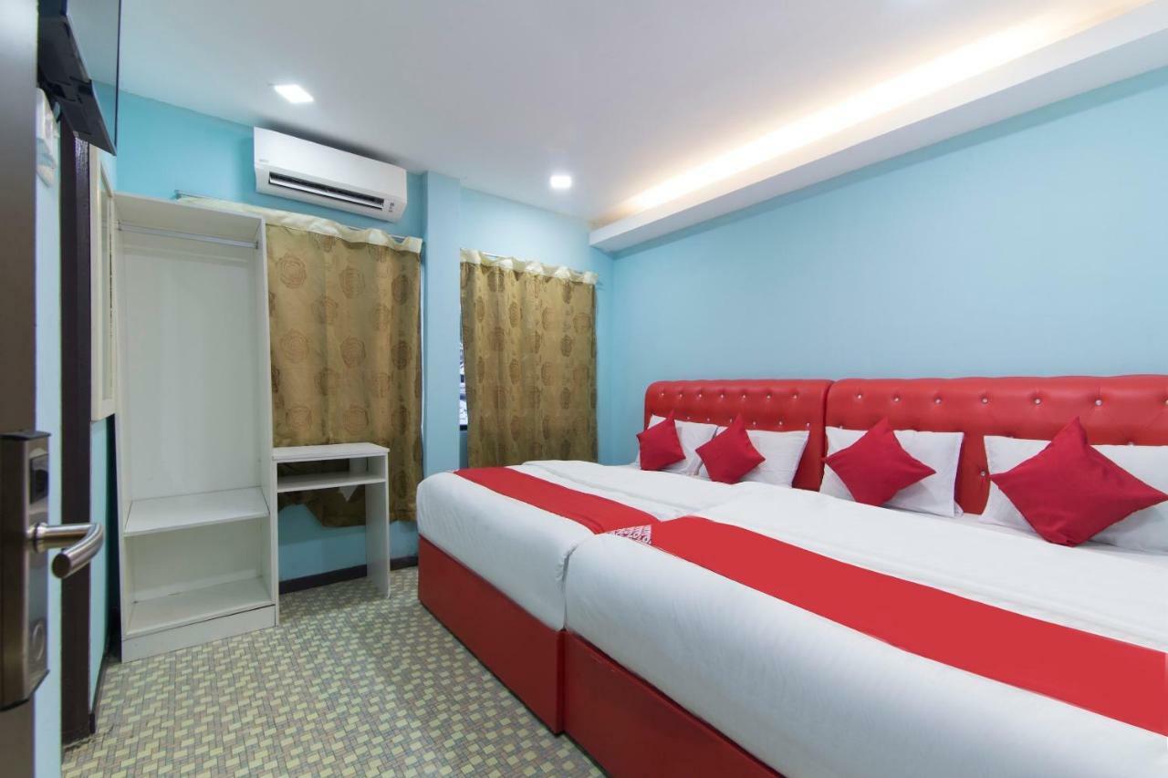 Oyo 1136 Pd Star Hotel Port Dickson Eksteriør bilde