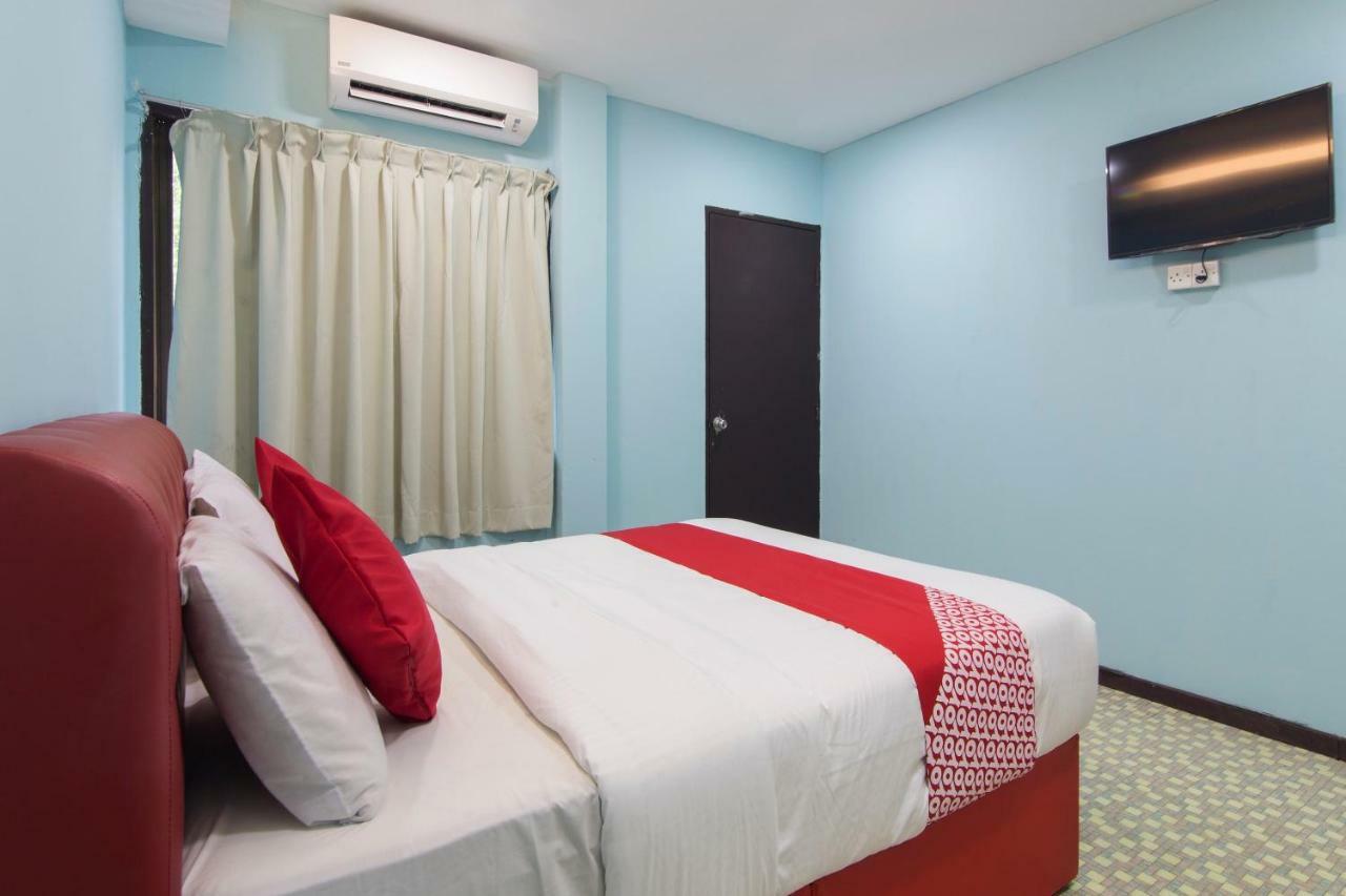 Oyo 1136 Pd Star Hotel Port Dickson Eksteriør bilde